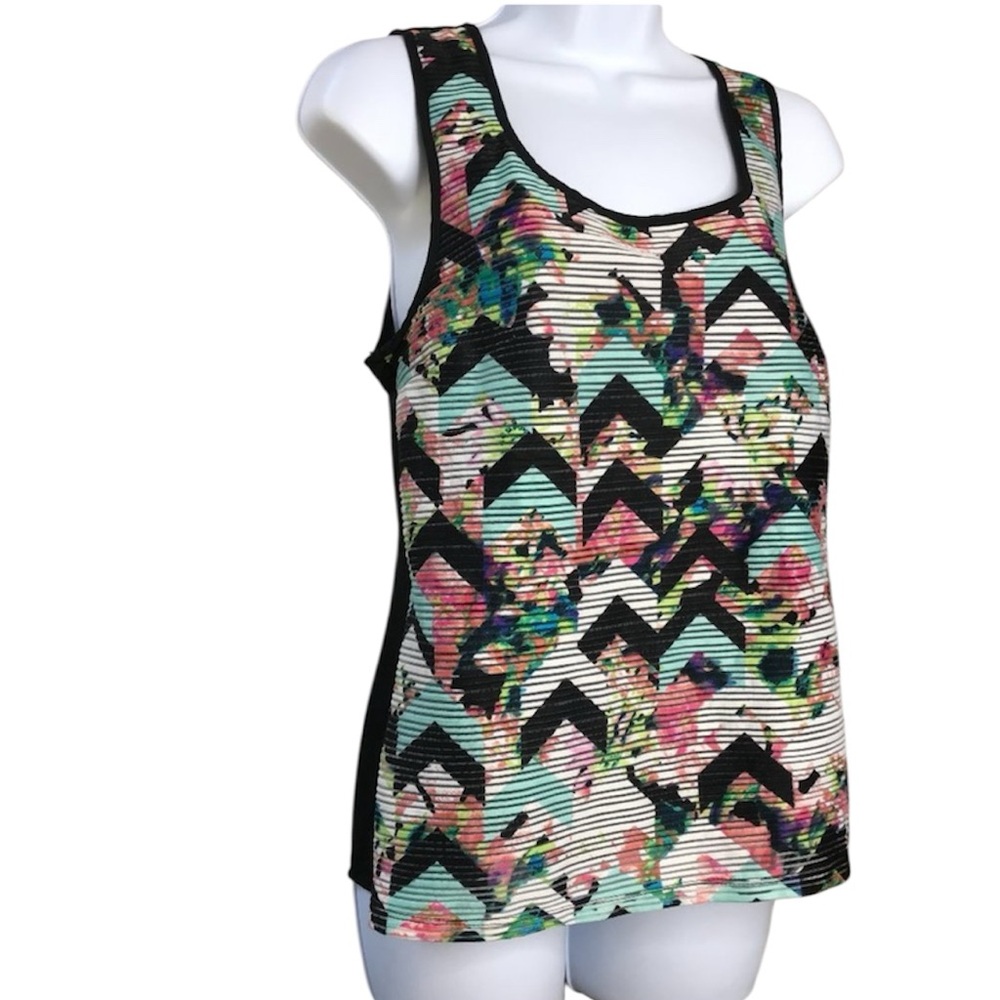 Tank Top Geo Pattern Multi Colored | Medium